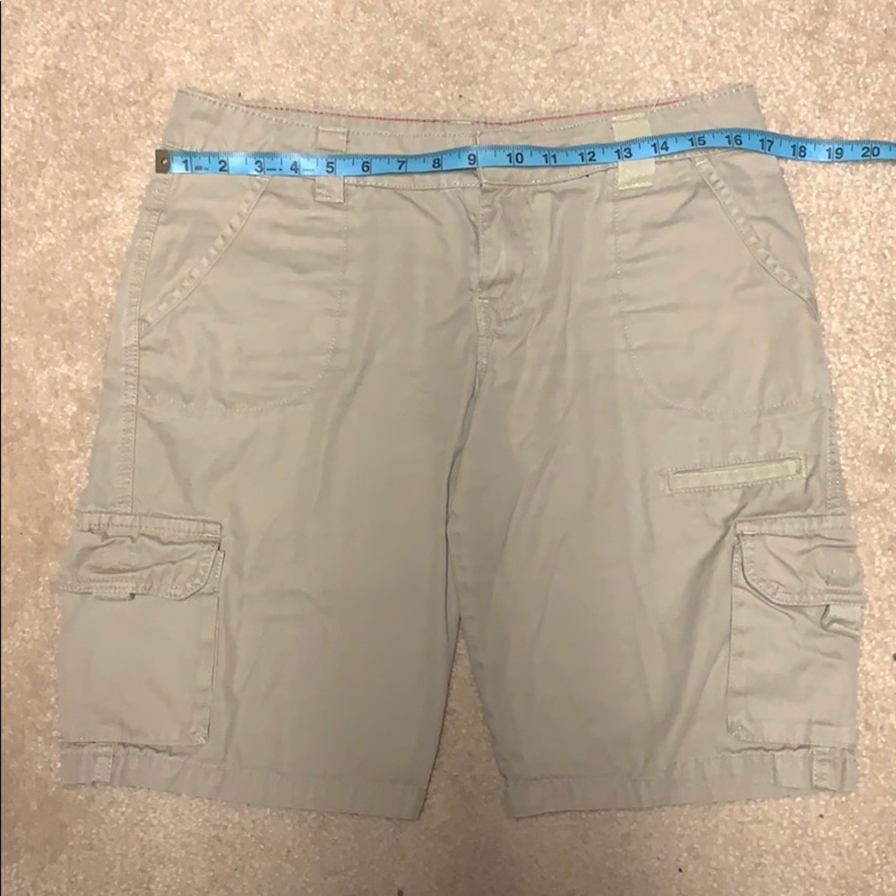 Dickies khaki shorts